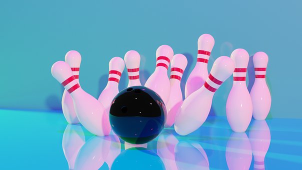 how many pins does a bowling set have