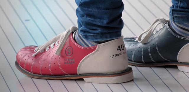 maintaining bowling shoes